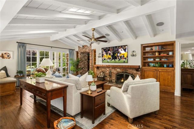 2162 Racquet Hill, North Tustin, CA 92705