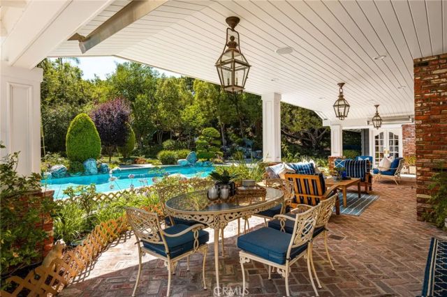 2162 Racquet Hill, North Tustin, CA 92705