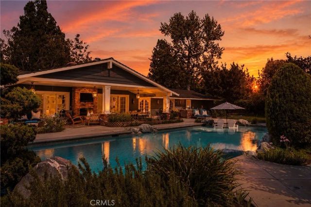 2162 Racquet Hill, North Tustin, CA 92705