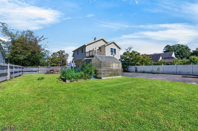488 Harris Ave, Middlesex Boro, NJ 08846