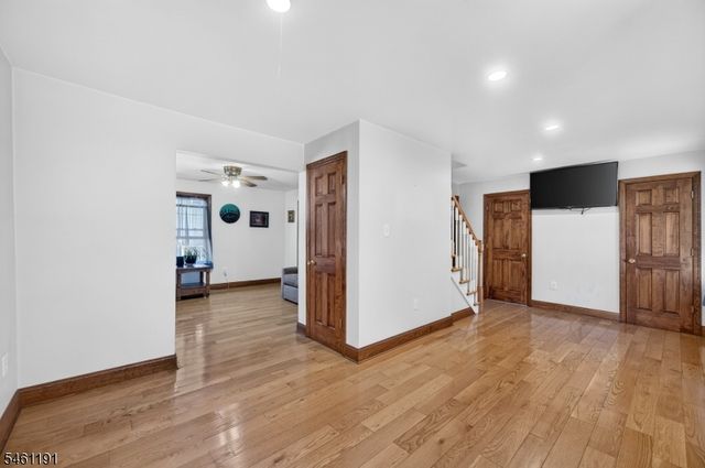 488 Harris Ave, Middlesex Boro, NJ 08846
