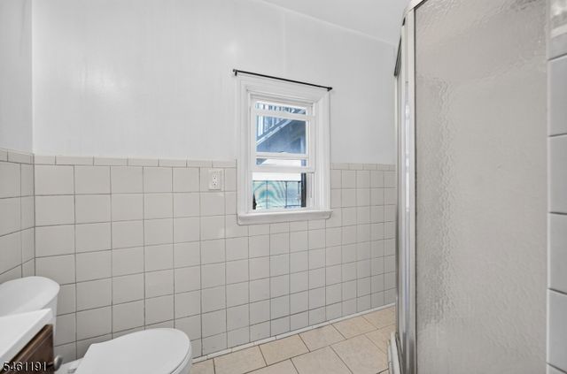488 Harris Ave, Middlesex Boro, NJ 08846