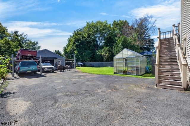 488 Harris Ave, Middlesex Boro, NJ 08846