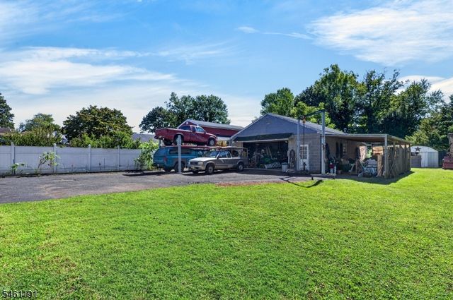 488 Harris Ave, Middlesex Boro, NJ 08846
