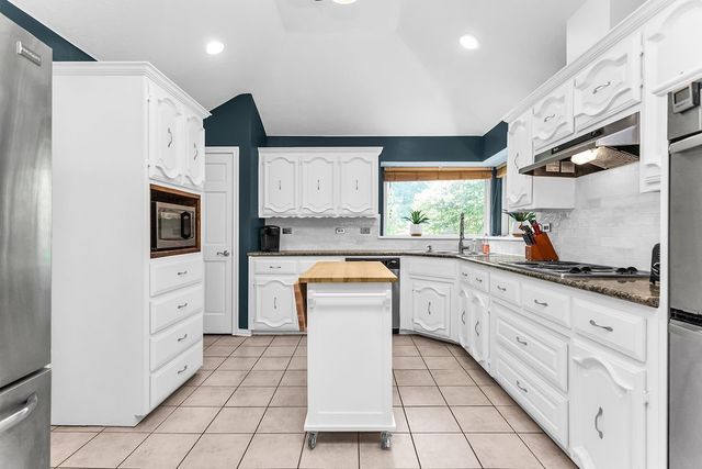 10139 Cherry Tree Drive, Dallas, TX 75243