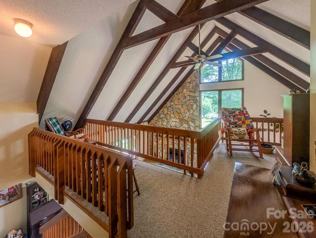 114 Dewberry Lane, Burnsville, NC 28705