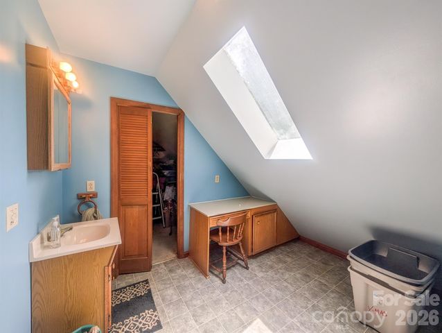 114 Dewberry Lane, Burnsville, NC 28705