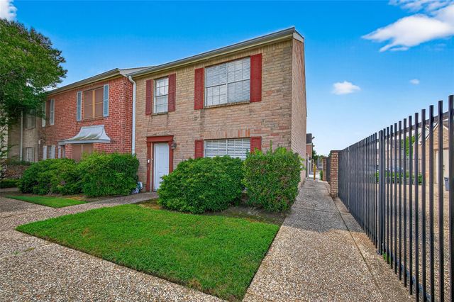 4064 Belle Park Drive 4064, Houston, TX 77072