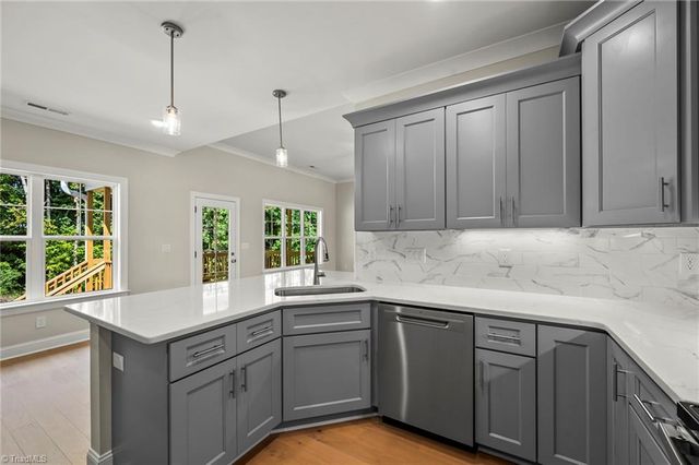 267 Cool Run, Lexington, NC 27295