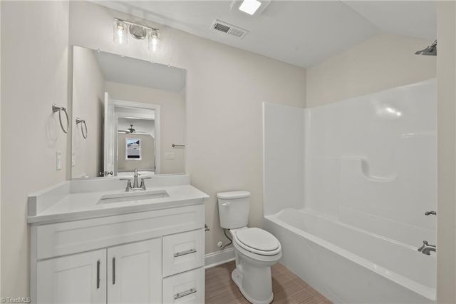 267 Cool Run, Lexington, NC 27295