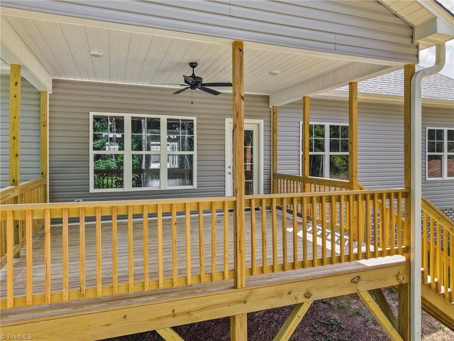 267 Cool Run, Lexington, NC 27295