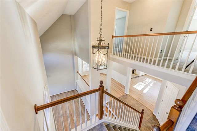 1156 Grand Oaks NW Glen, Marietta, GA 30064