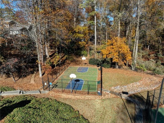 1156 Grand Oaks NW Glen, Marietta, GA 30064