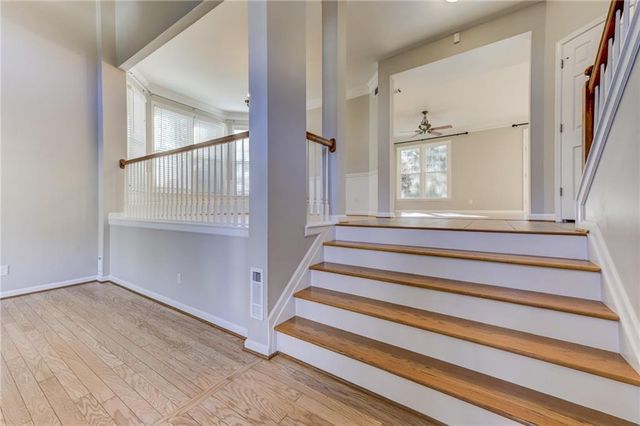 1156 Grand Oaks NW Glen, Marietta, GA 30064