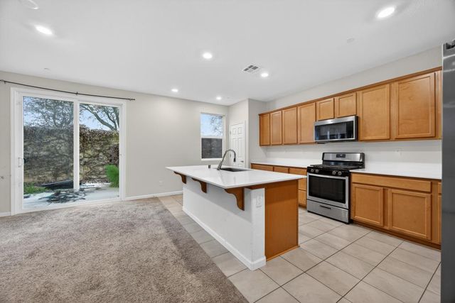 73 Pilato Dr, Stockton, CA 95209