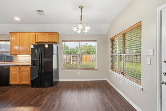 11 Crest, Houston, TX 77082