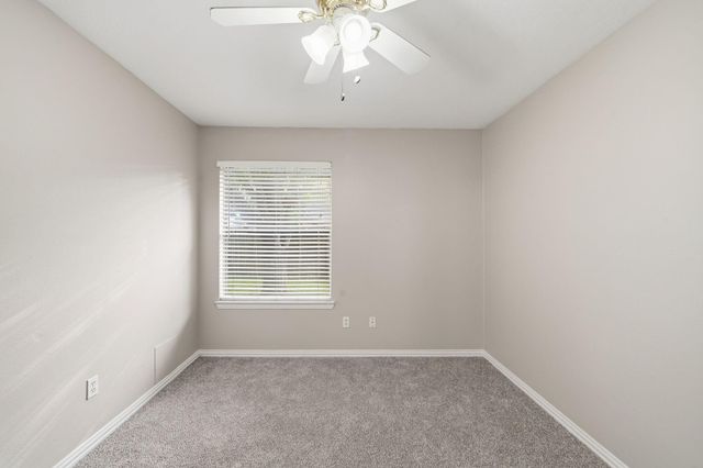 11 Crest, Houston, TX 77082