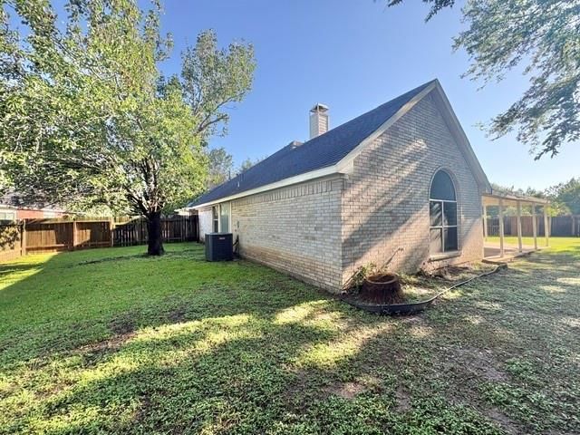 11 Crest, Houston, TX 77082
