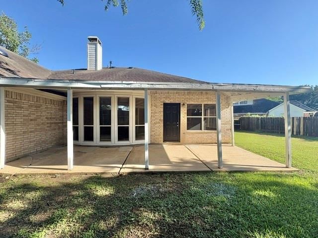 11 Crest, Houston, TX 77082