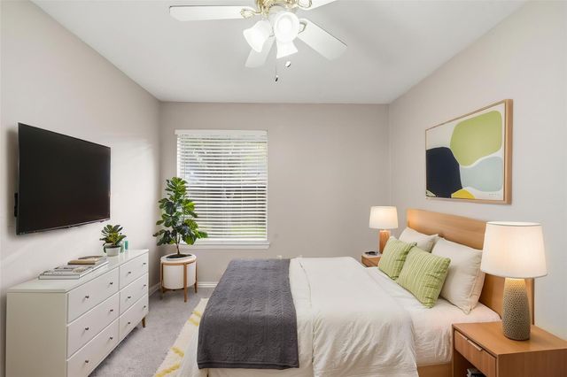 11 Crest, Houston, TX 77082