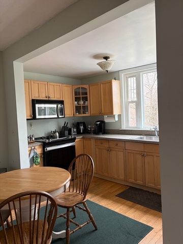 8 Wellington Lane Ave, Lexington, MA 02421