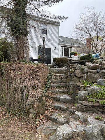 8 Wellington Lane Ave, Lexington, MA 02421