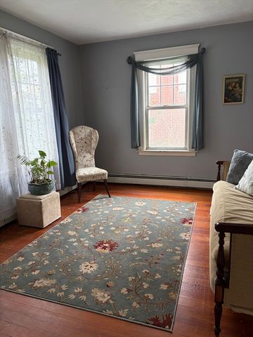 8 Wellington Lane Ave, Lexington, MA 02421