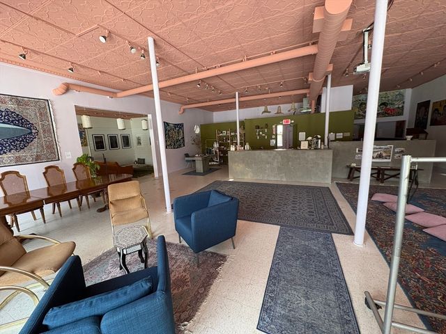 365 Huron Ave, Cambridge, MA 02138