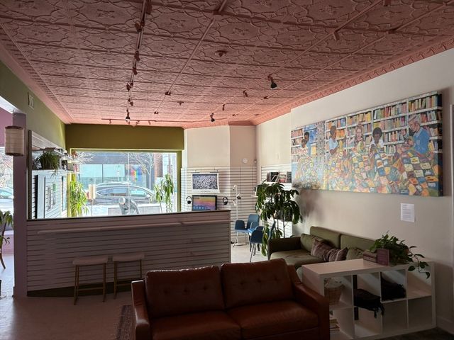 365 Huron Ave, Cambridge, MA 02138