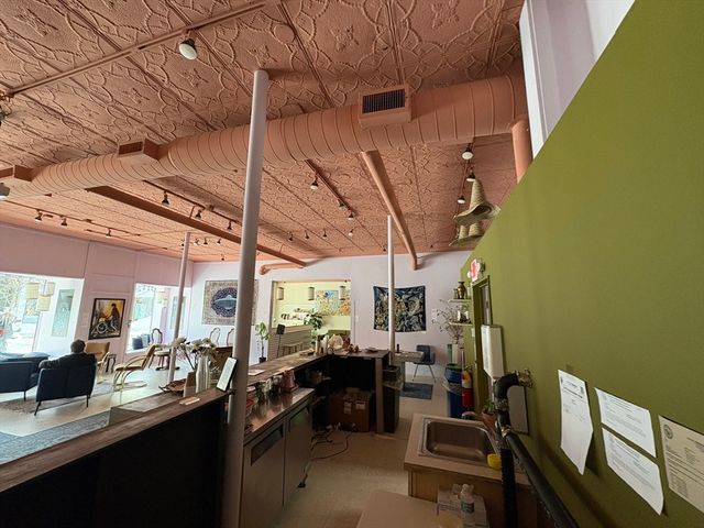 365 Huron Ave, Cambridge, MA 02138