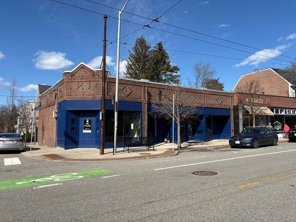 365 Huron Ave, Cambridge, MA 02138