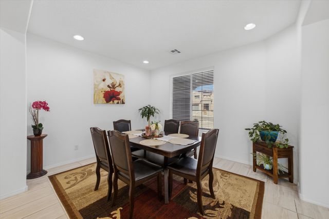 3118 Tess Court NE, Rio Rancho, NM 87144