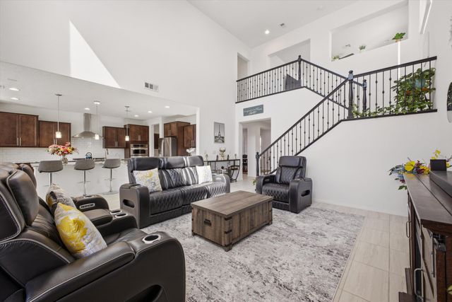 3118 Tess Court NE, Rio Rancho, NM 87144