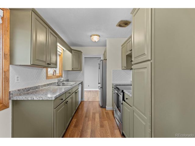 8540 Faraday St, Denver, CO 80229