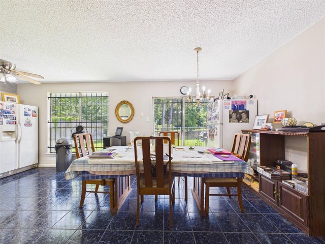 11622 Crystalwood Drive, Houston, TX 77013