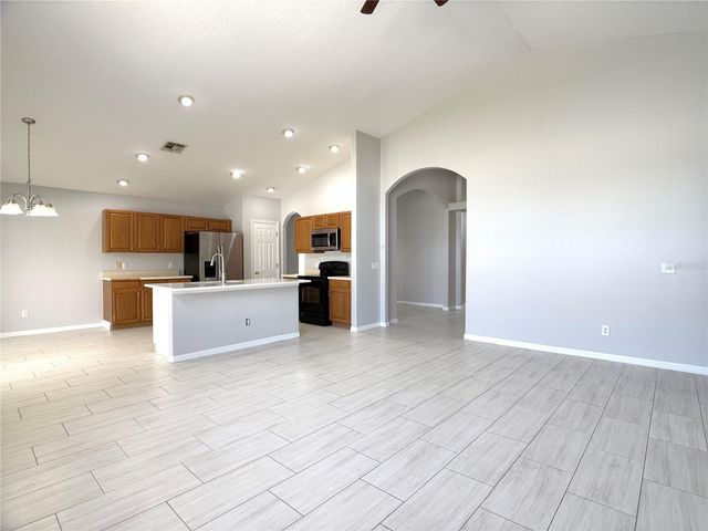 722 WINDSOR ESTATES DRIVE, Davenport, FL 33837