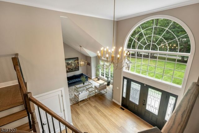15 Crescent Ridge Rd, Rockaway Twp., NJ 07005