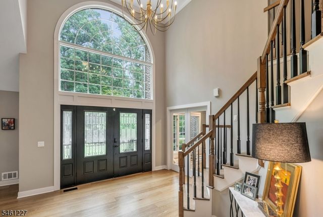 15 Crescent Ridge Rd, Rockaway Twp., NJ 07005