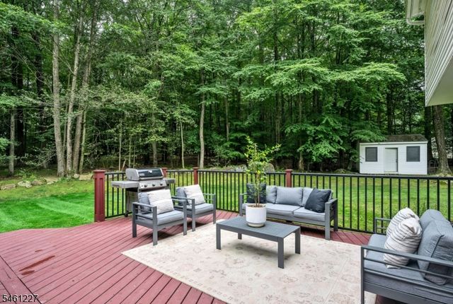 15 Crescent Ridge Rd, Rockaway Twp., NJ 07005