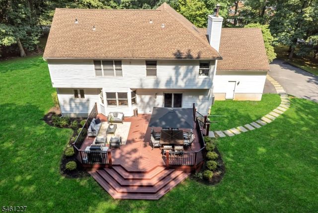 15 Crescent Ridge Rd, Rockaway Twp., NJ 07005