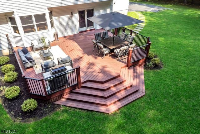 15 Crescent Ridge Rd, Rockaway Twp., NJ 07005