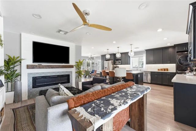 3459 Shipway Avenue, Long Beach, CA 90808