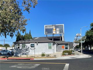 1151 W 17th Street, Santa Ana, CA 92706