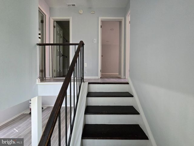 145 ECHELON RD, Voorhees, NJ 08043