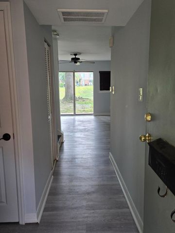 145 ECHELON RD, Voorhees, NJ 08043