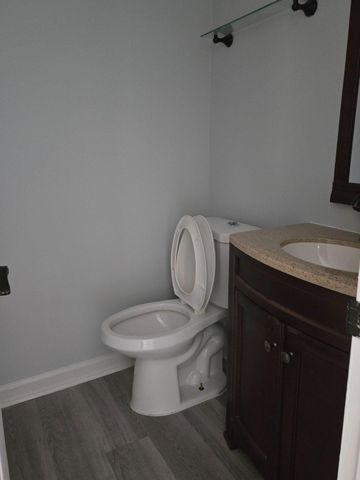 145 ECHELON RD, Voorhees, NJ 08043
