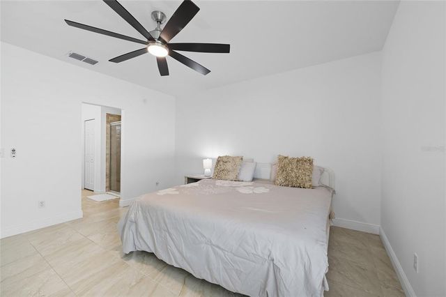 2715 BARCLAY LANE, Kissimmee, FL 34743