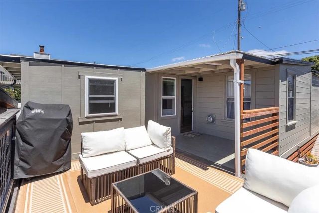 1998 Circle, Cayucos, CA 93430