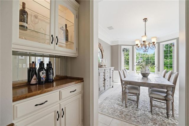 15430 Iron Horse Circle, Leawood, KS 66224