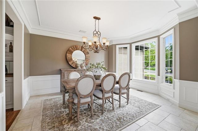 15430 Iron Horse Circle, Leawood, KS 66224